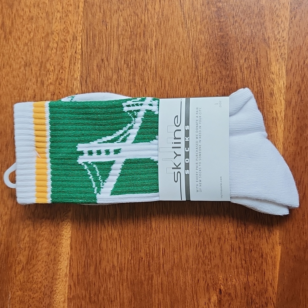 Oakland Athletics A's - Skyline Socks- NWT, Unisex